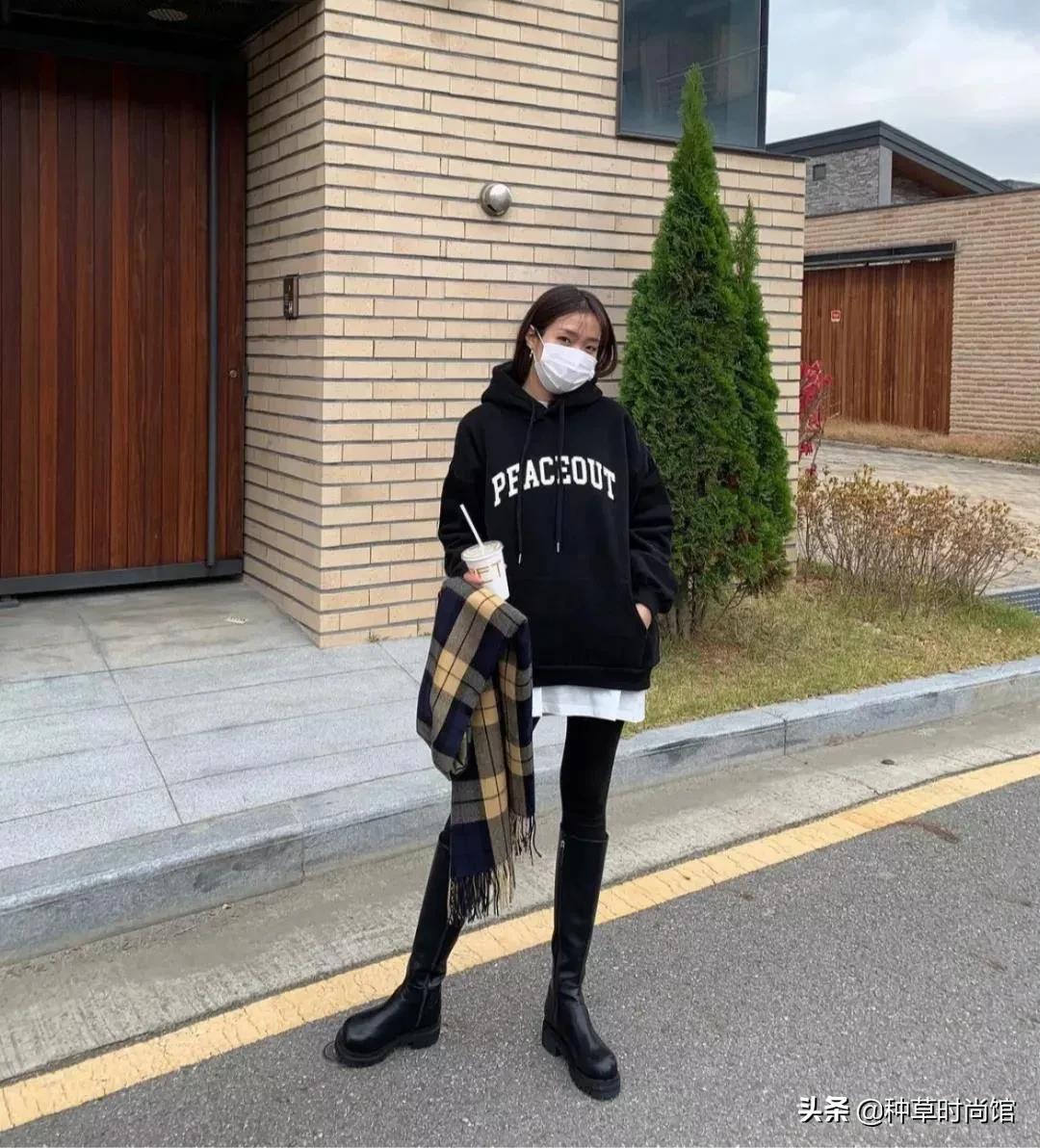 你还在穿普通卫衣吗,为什么你穿的卫衣总是又low又土