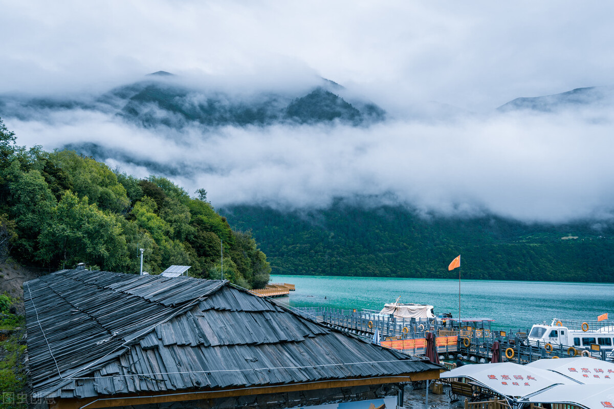 国内最经典12条自驾游线路,国内十大自驾游线路推荐