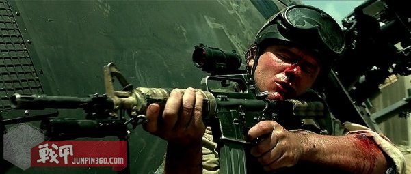 美国黑鹰战机坠落视频,黑鹰坠落最震撼视频