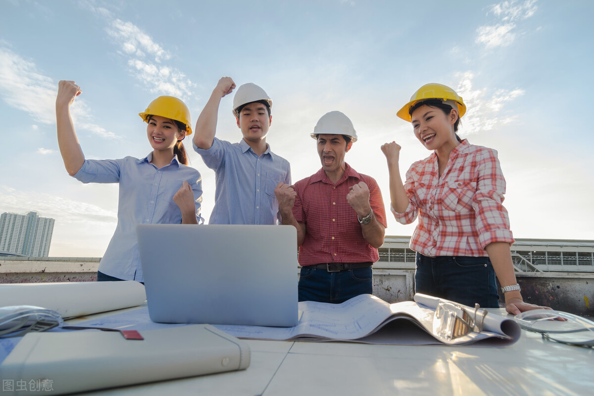 当客户考虑材质问题该怎么回复,女生说考虑一下怎么幽默回复