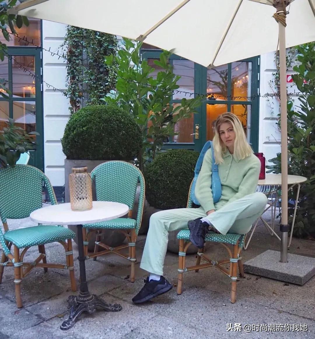 夏天穿马卡龙色系的长裤,马卡龙紫色裤子搭配