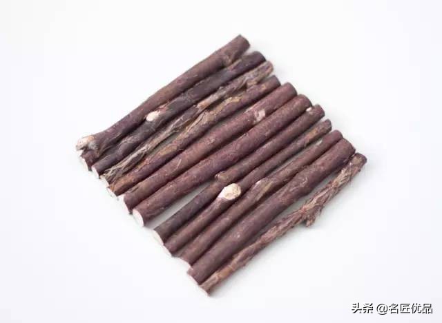 枯木再逢春老树发新芽,枯木再次逢春