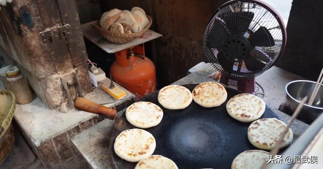 成都这些小店要关门的话，好多人会哭的！