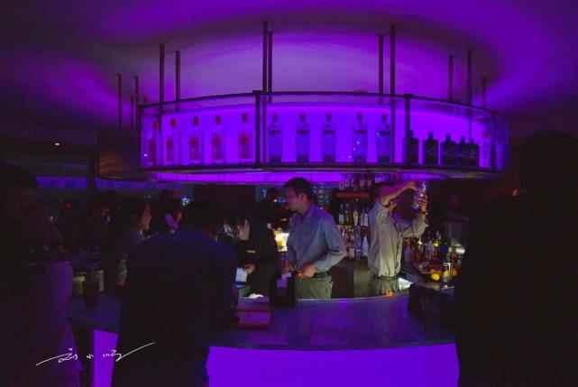 上海旅游外滩五星酒店,上海可看外滩和东方明珠的酒店