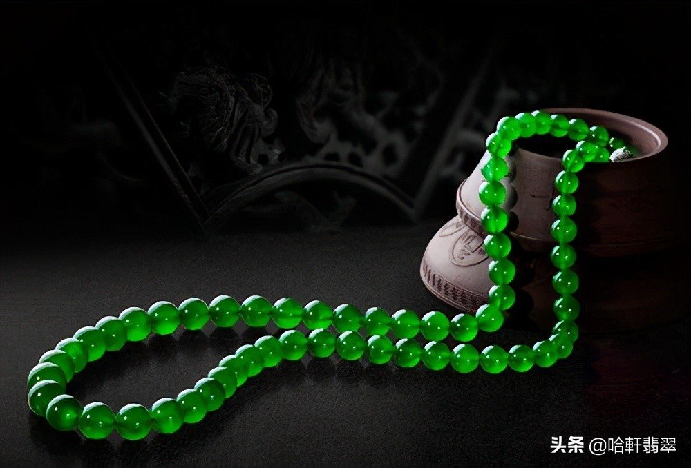 和田玉和翡翠哪个好变现,如何把好的高端的翡翠卖出去