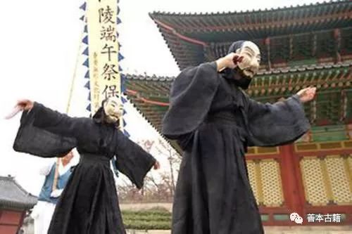 屈原为什么要投江自杀？屈原不死就没有端午节吗？