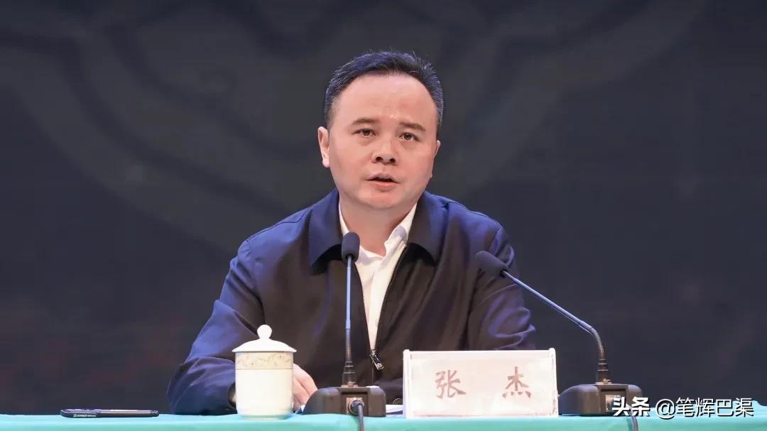 通川有礼大讲堂开讲啦！这期聚焦“职场礼仪”