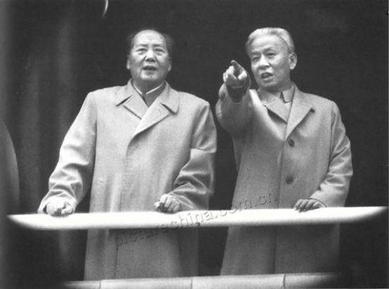 新中国十位开国大将，唯有张云逸享用元帅待遇，他为何能得此殊荣