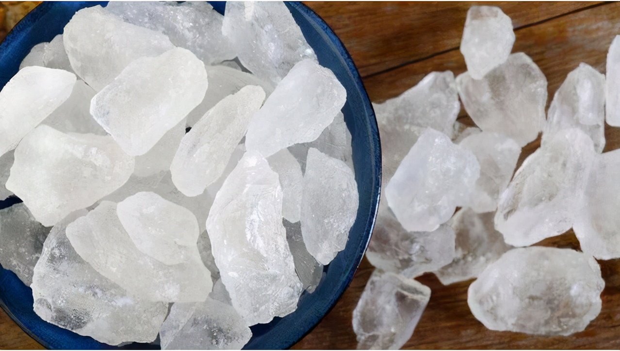 关于农村老话四白四黑是什么,农村俗语四酸四白四难听