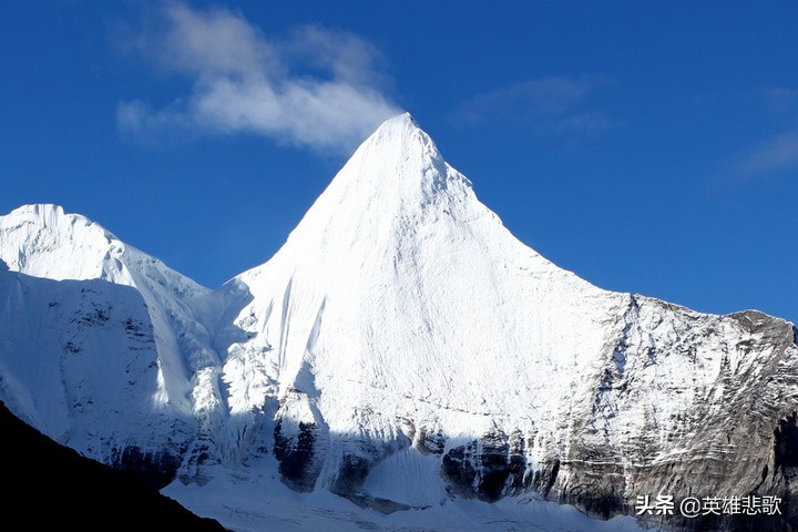 新疆托木尔提峰攀登过程,天山第一峰托木尔