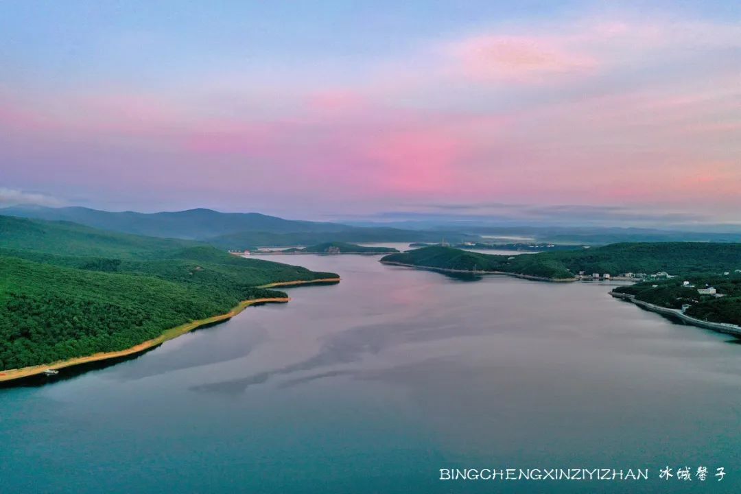 镜泊湖是堰塞湖吗,高山熔岩堰塞湖镜泊湖