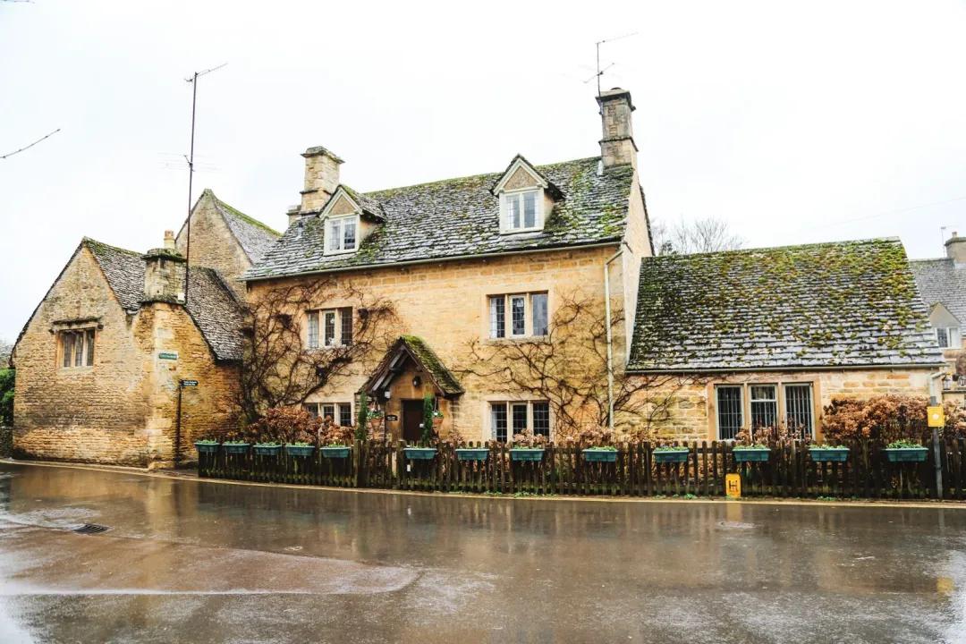 恬静乡村，摇滚乐调，古城烟雨……这里有你不知道的多面英伦