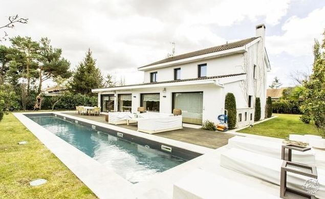 梅西内马尔c罗的家,梅西内马尔c罗豪宅