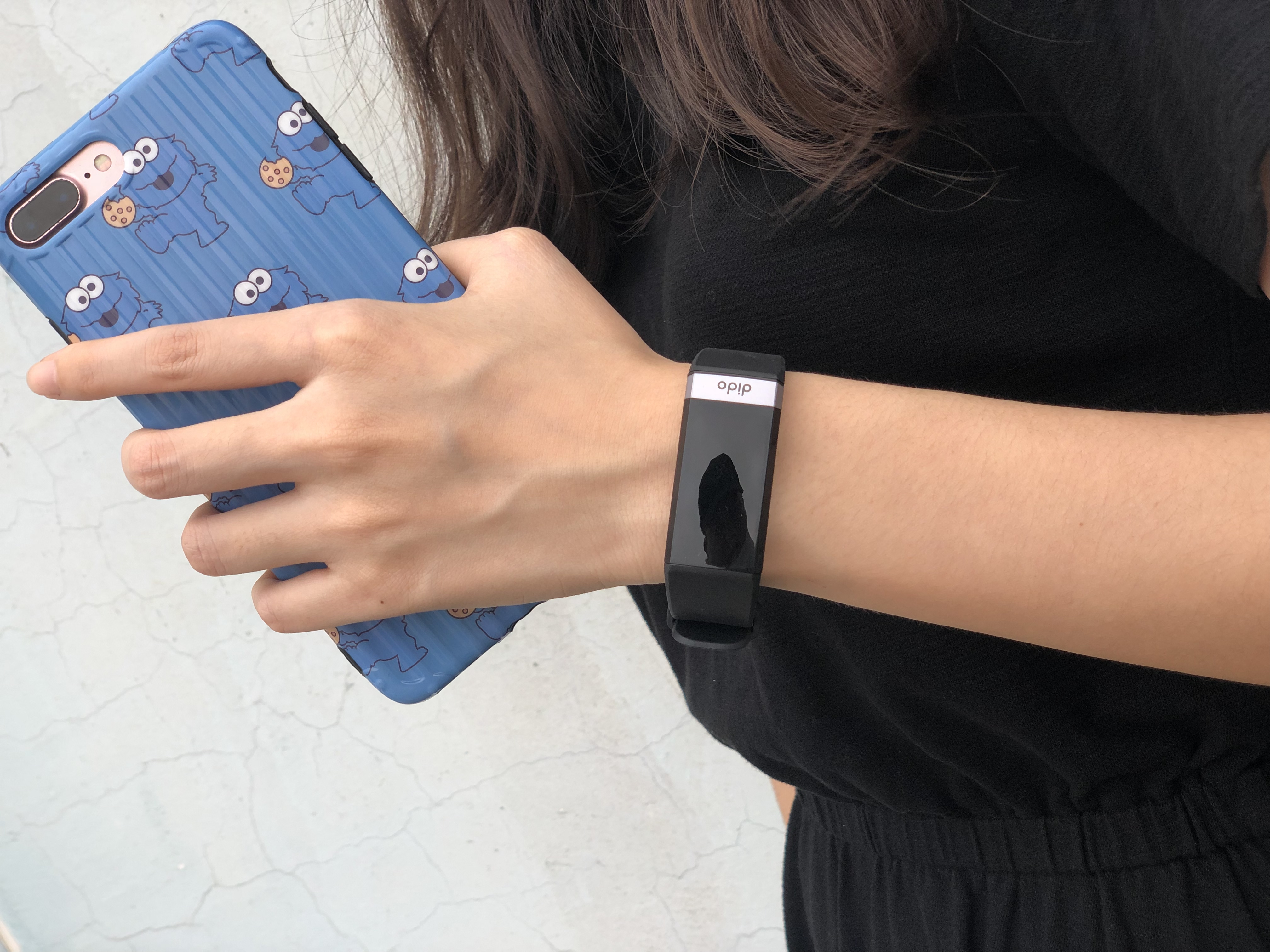 性价比高的智能手环推荐,什么手环最值得买百元以内