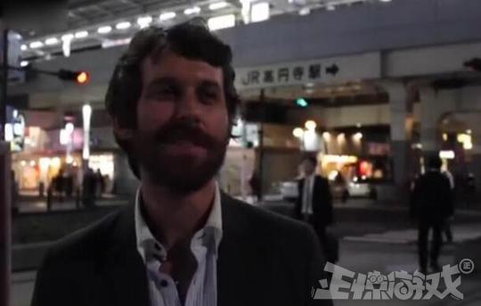 太难了！父亲在游戏里雇佣打手围堵儿子，把他杀到退游