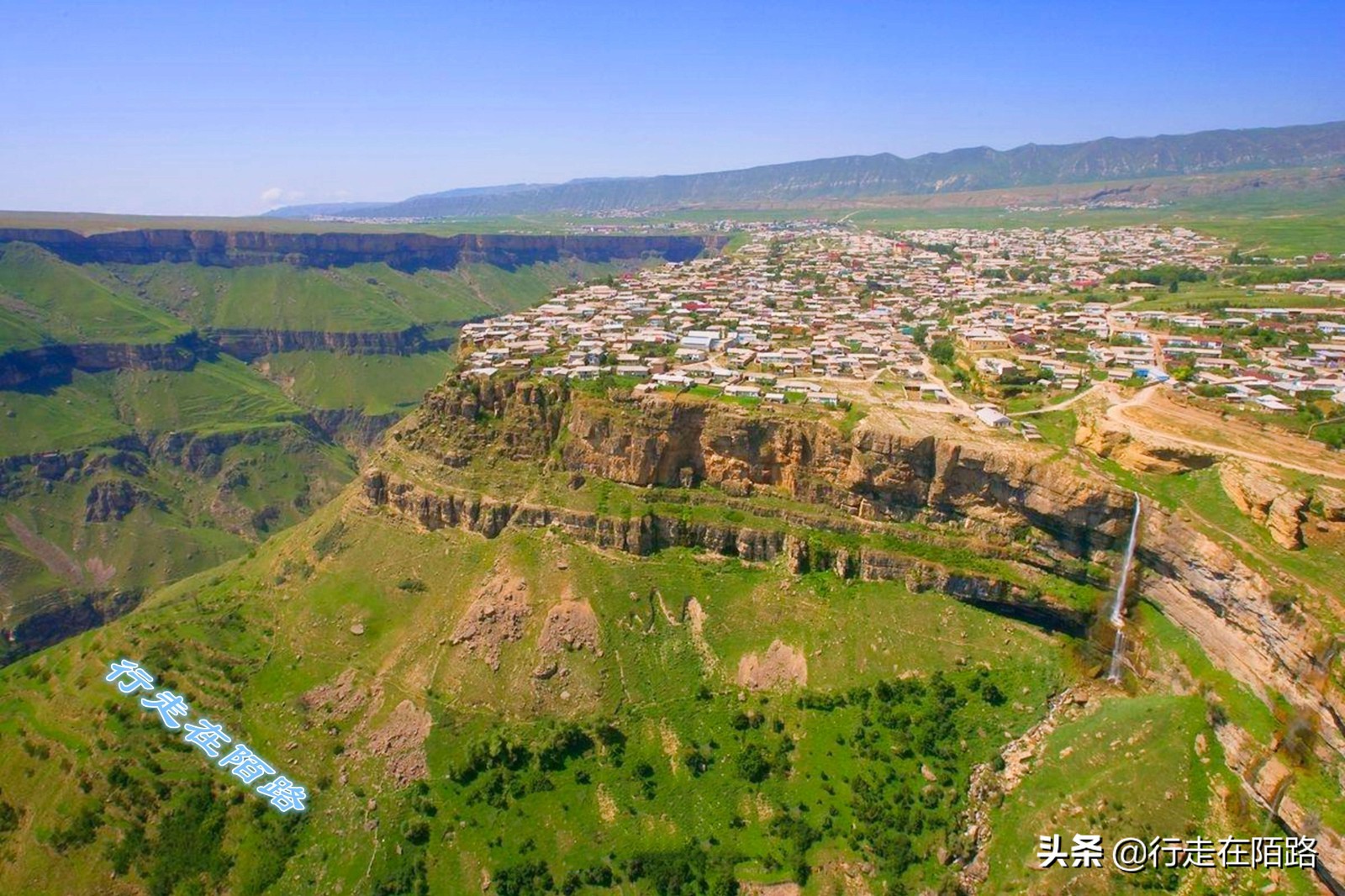 俄罗斯人均收入为什么那么低,俄罗斯真实的工资和物价