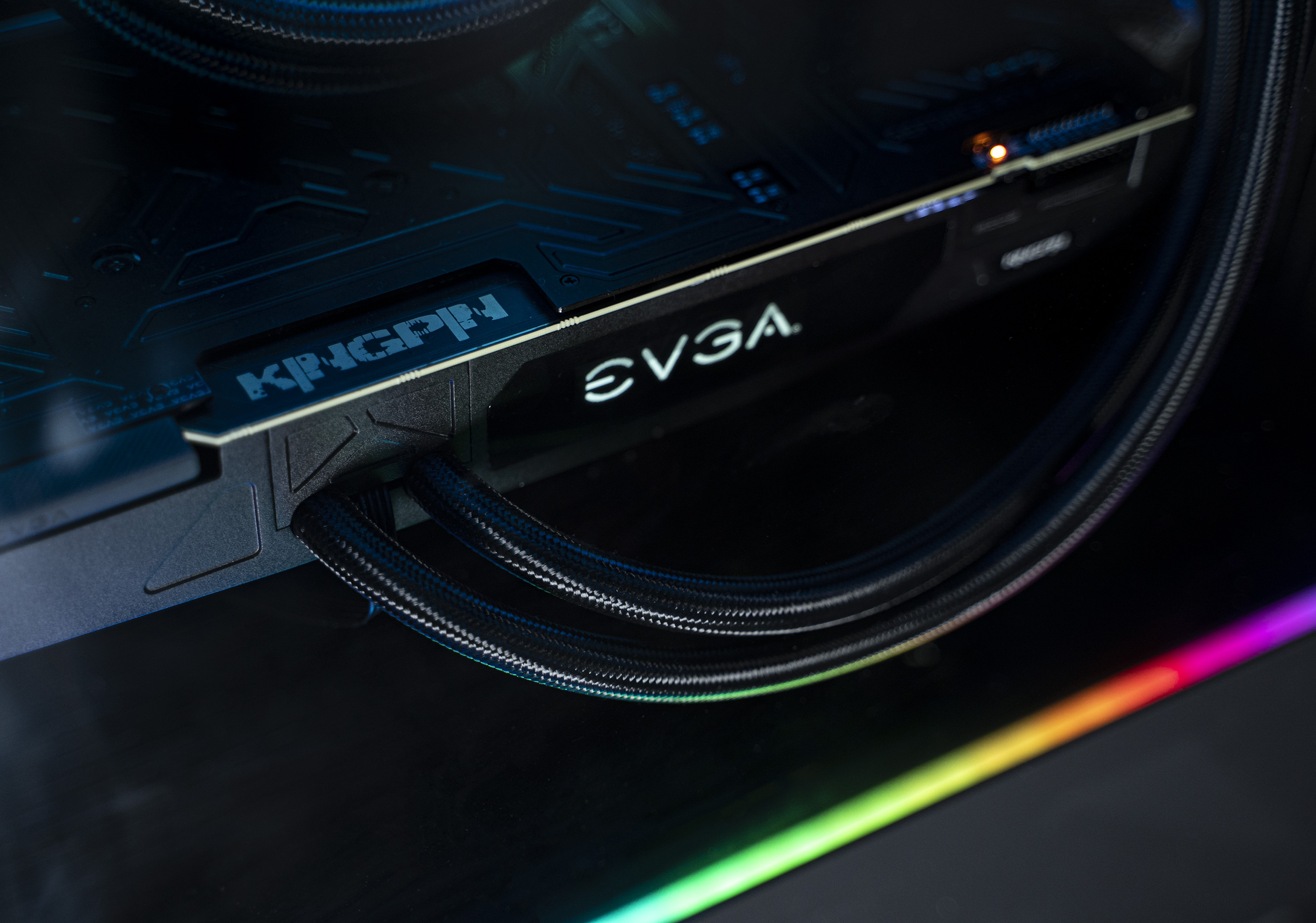 联力鬼斧机箱装机配件推荐,联力鬼斧机箱安装视频