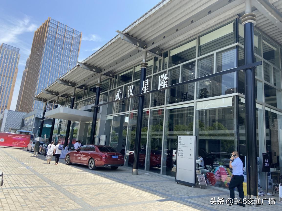 奔驰4s店送的底盘装甲,奔驰4s店底盘装甲