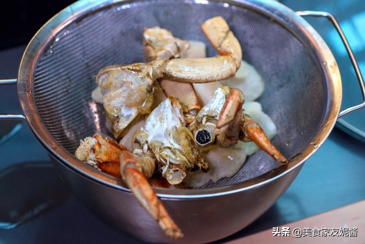 怎么样做香酥蟹,葱姜爆蟹教程