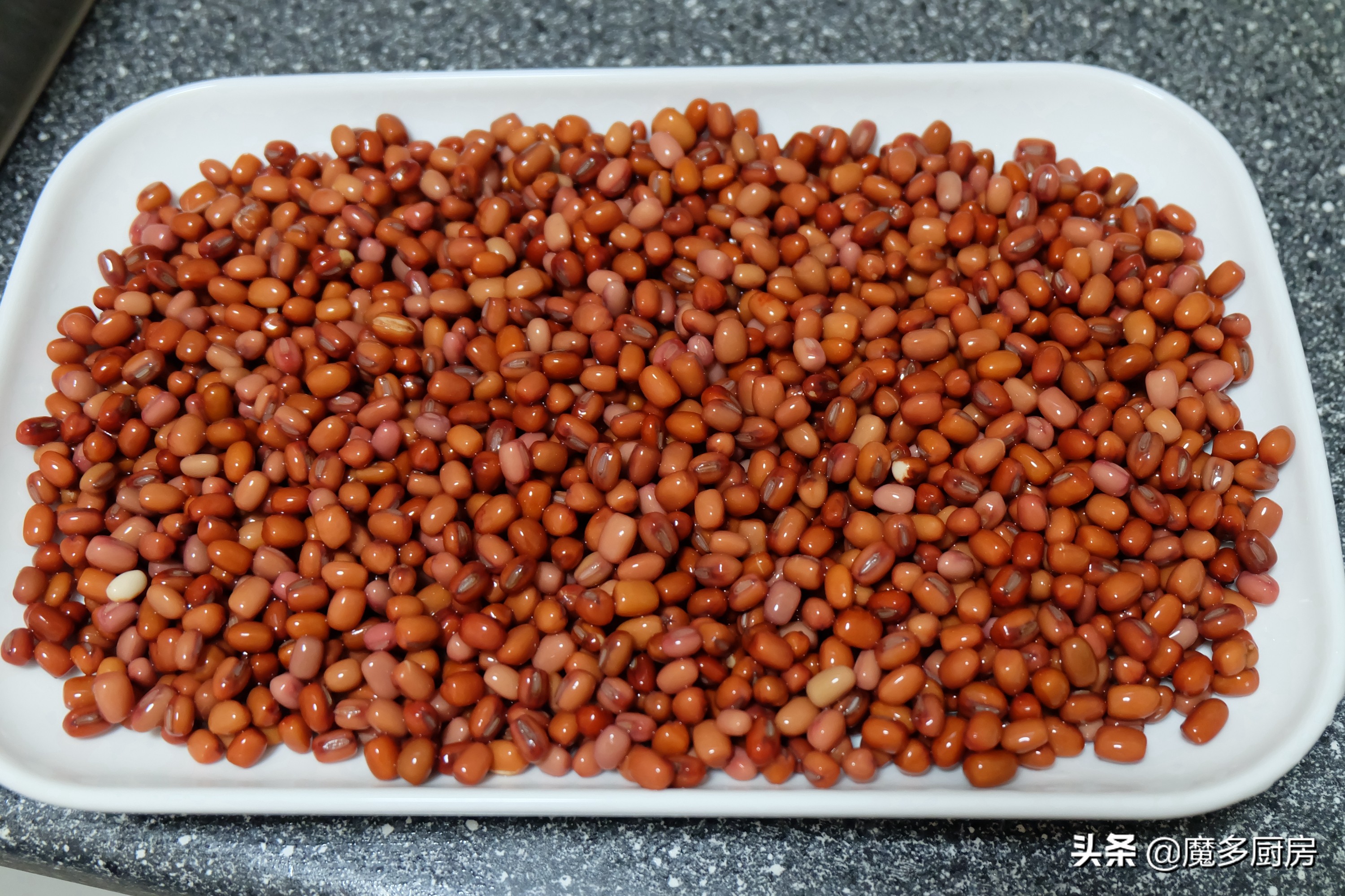 自己蒸的粘豆包香甜软糯真好吃,粘豆包怎么蒸才好吃呢教程