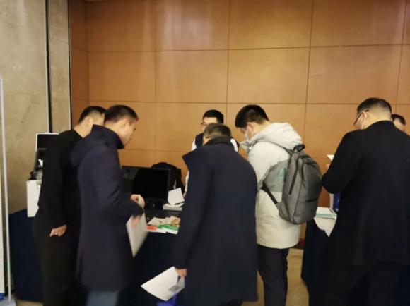 杈惧唴鏍′紒鍚堜綔鍩硅鐨勫鐢熷浣曚簡,杈惧唴鍩硅鏍′紒鍚堜綔