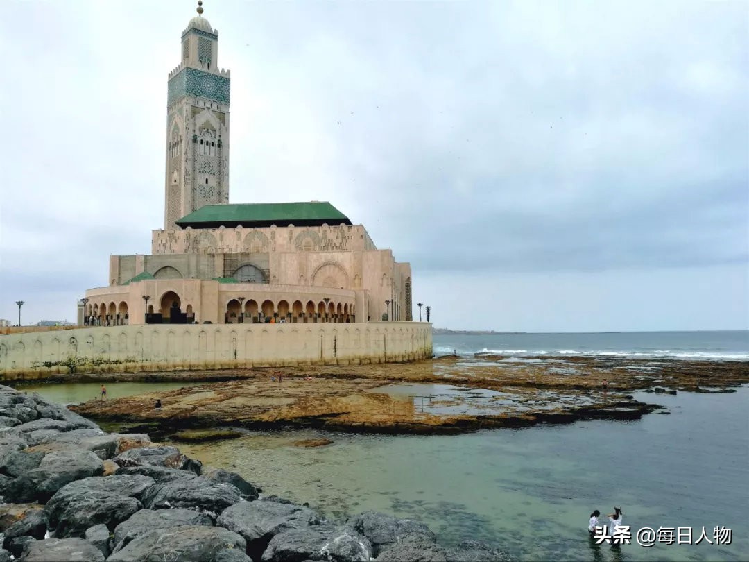 全世界最爱看着大海发呆的人，都去了哪里？