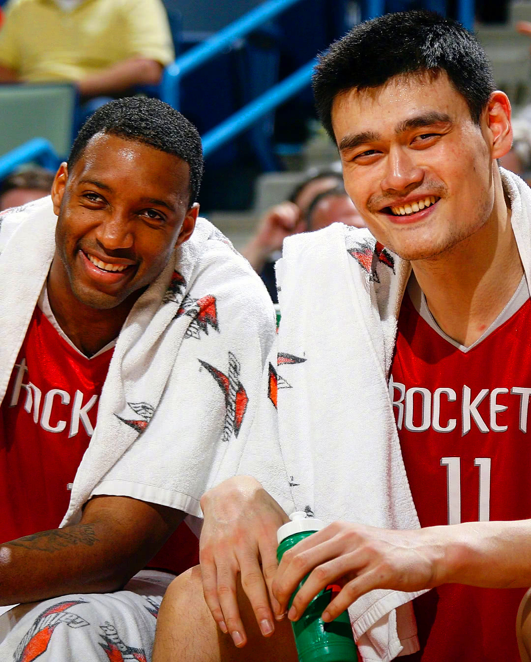 姚明采访谈自己的孩子,姚明对女儿展示篮球