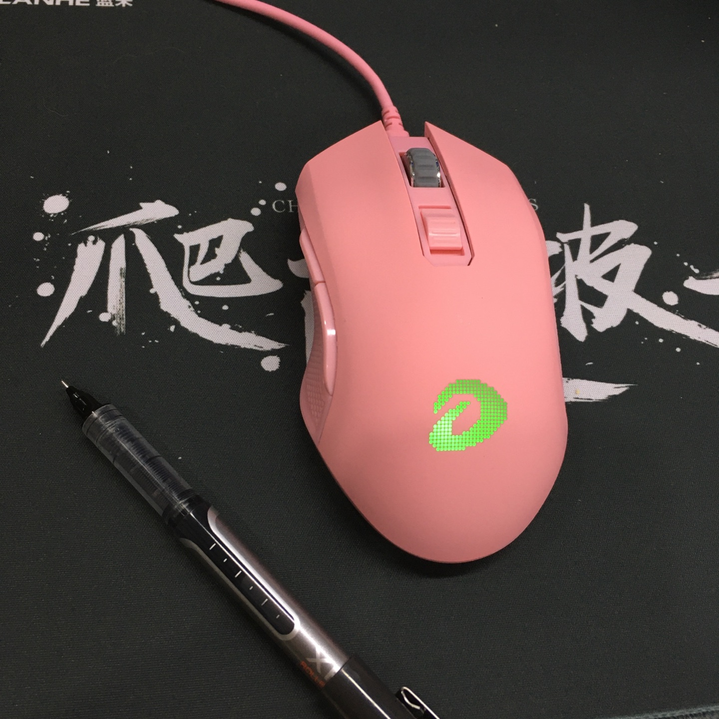 性价比高的好看的无线鼠标,游戏党鼠标推荐2022年最值得买