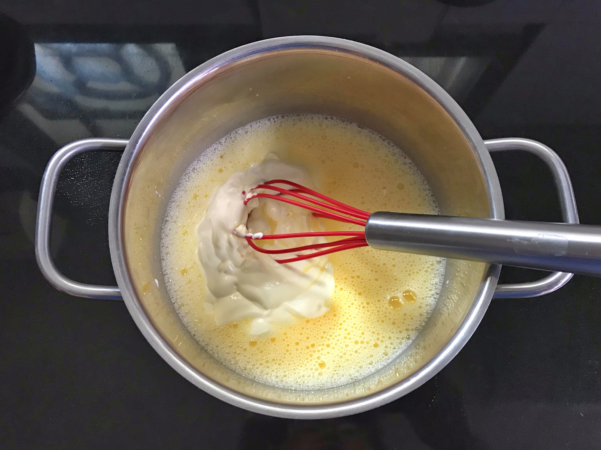 蛋挞液制作蛋挞的家常做法,蛋挞是蛋挞液好吃还是自己做好吃