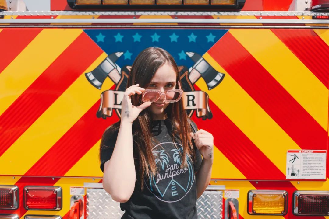 为什么有些人求人办事还很强势,高情商的人如何求人办事