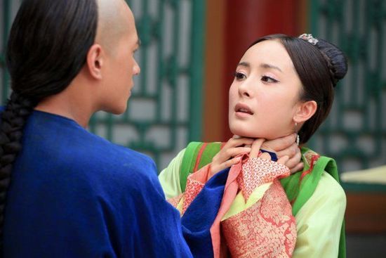 杨幂当年被黑得有多惨,杨幂所经历的血雨腥风