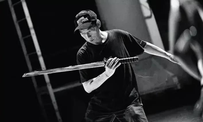 他是中国最牛演员，5个儿子都是大腕明星大儿子火过周星驰甄子丹