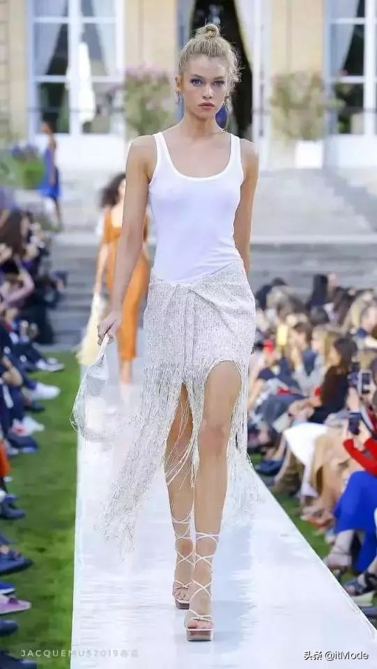 2024春夏五大流行趋势早穿早时髦,2019春夏4大流行趋势照着穿美到哭