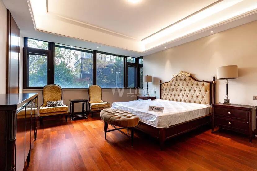 南京江心洲房子推荐,南京江心洲荣盛豪宅