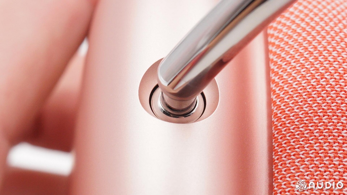 airpodsmax耳机评测,2024年苹果airpodsmax值得买吗