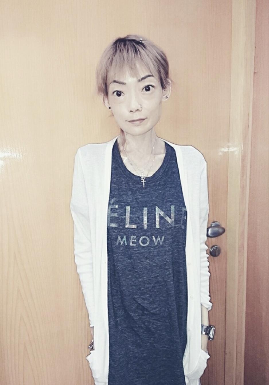 郭永淳前妻罕露脸精神尚可，仍暴瘦如柴，靠拍卖名牌赚钱筹医药费