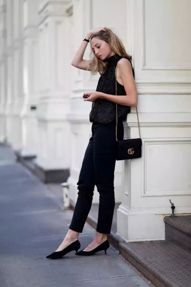 秋冬小个子穿裙子时鞋子搭配,小个子夏季穿什么鞋子配裤子裙子