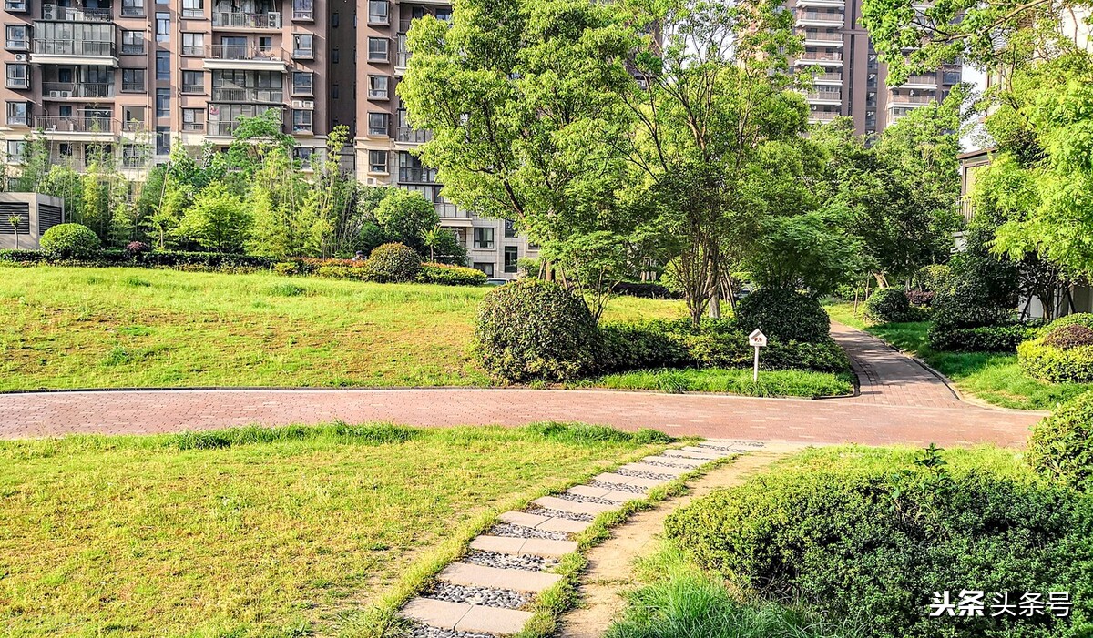 保洁员拒交物业费标准,物业保洁员引起投诉有哪些原因