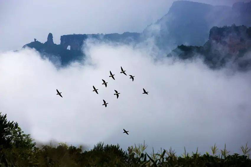 山似剑水如蓝，曾经年少在建南—建南纪事（上）
