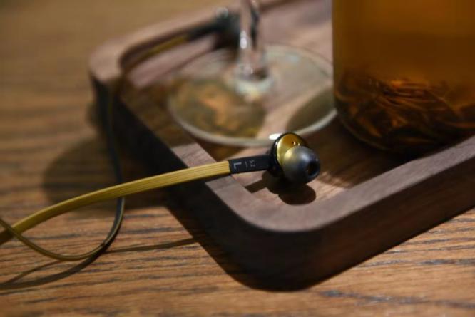 飞利浦fidelio耳机推荐,小身材大能量的音响