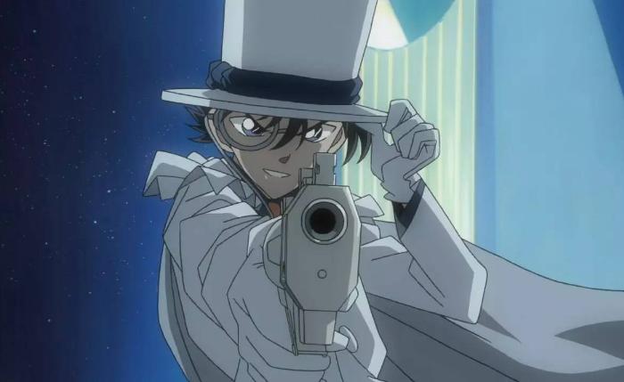 柯南中有无眼镜的效果，妃英里很意外，而她的女王之名实至名归