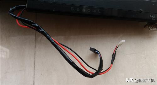 怎么用旧笔记本改造电视,废旧笔记本利用屏幕改电视教程