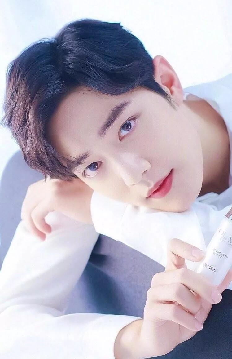 燃烧吧少年肖战,燃烧吧少年肖战爸妈探班