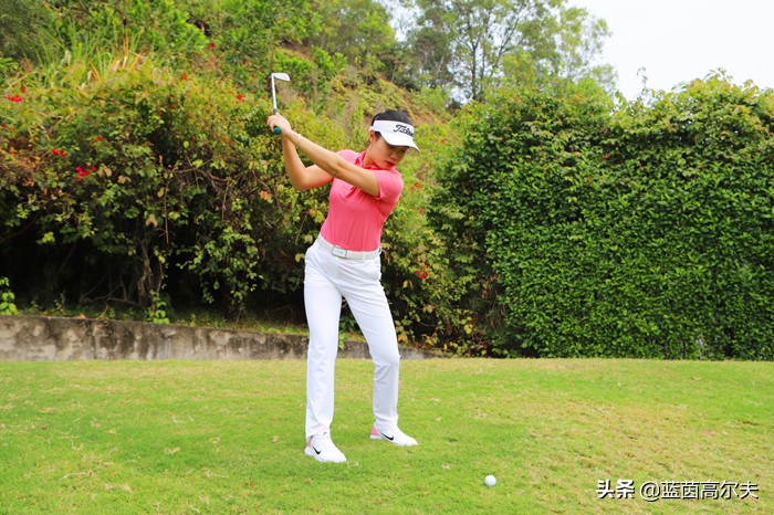 提问篮球问题技巧,怎样才能使球的发力更大