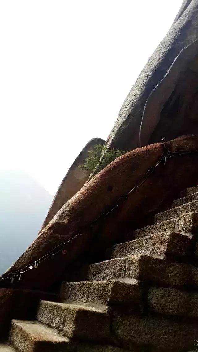 登华山一日省钱攻略,五一适合爬华山人多吗