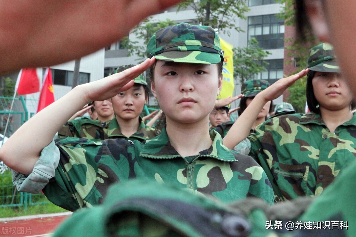 为什么要军训为了让你明白,军训的意义在于让你明白
