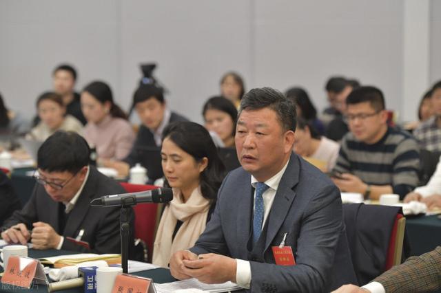 400岁的张小泉上市，300岁的海天、500岁的片仔癀，都制造了富豪