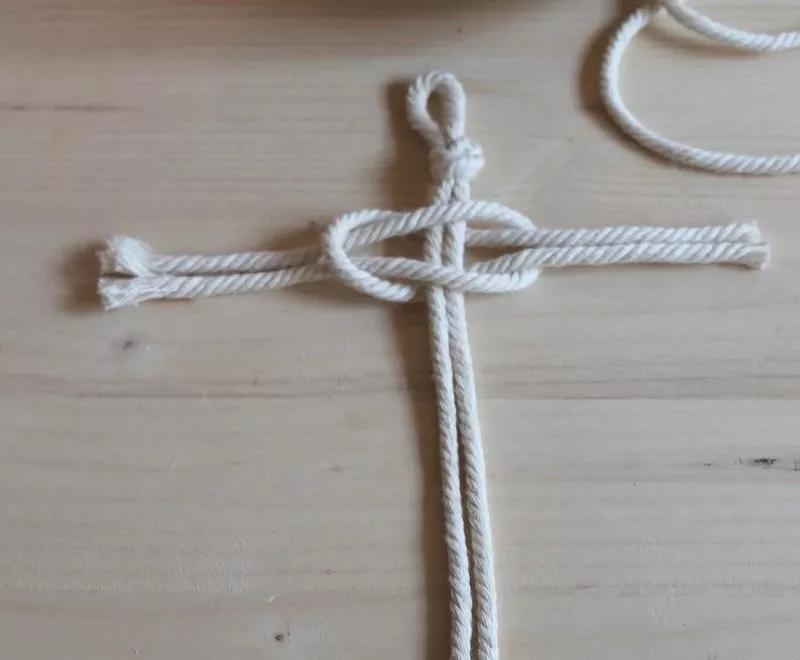 小饰品手绳编织教程,圣诞手绳编织教程简单易学