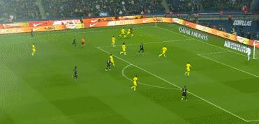 梅西打碎大罗进球纪录,梅西任意球巴黎2-1豪取七连胜