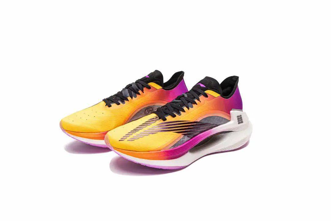 安踏性价比高的篮球鞋高颜值,韦德安踏鞋